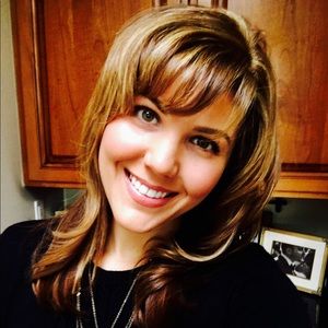 Meet your Posher, Corrine